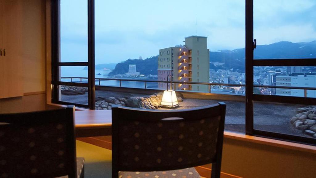 Tsukino Sumika Atami Juraku Hotel Atami (Shizuoka) Exterior foto