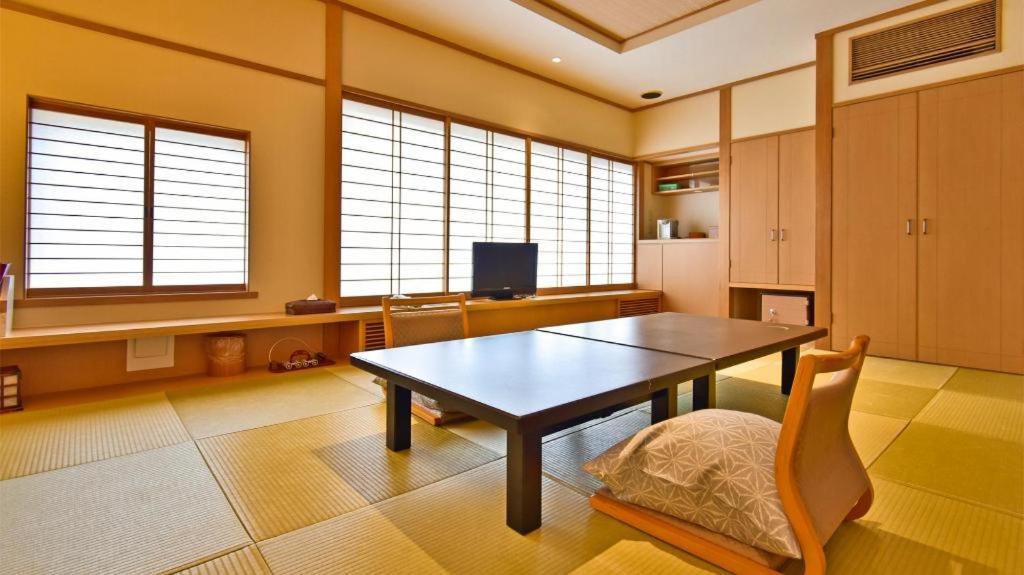 Tsukino Sumika Atami Juraku Hotel Atami (Shizuoka) Exterior foto